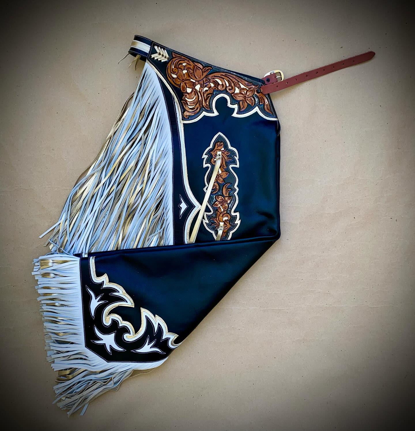 RODEO CHAPS RW2024 - BLACK/WHITE/GOLD - Rodeo Wins