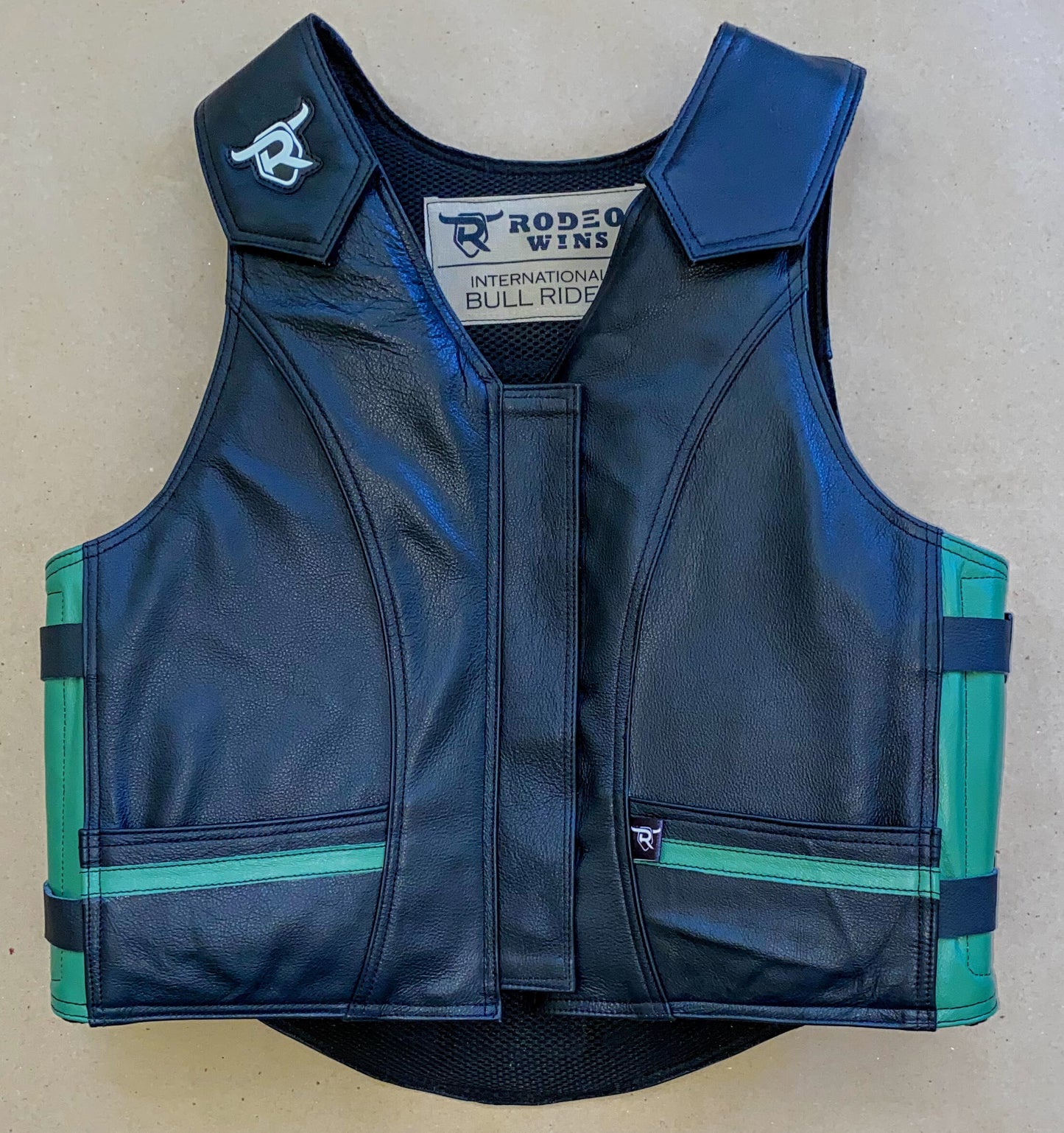 SET CHAPS AND VEST - RW300 DOUBLE FRINGE - Rodeo Wins