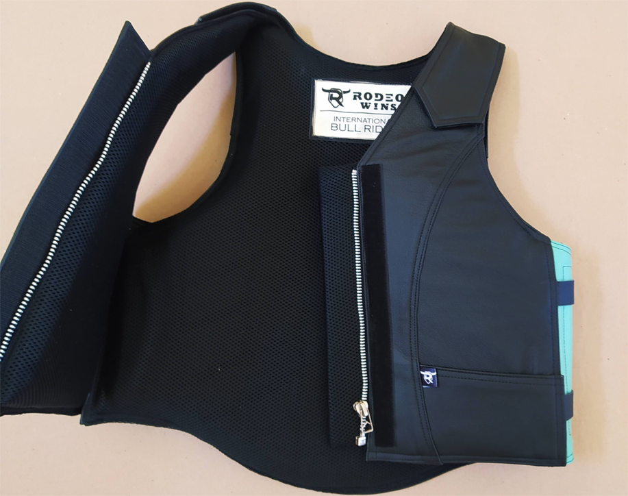 VEST RW02 - BALCK AND GREEN - BULL RIDING - Rodeo Wins