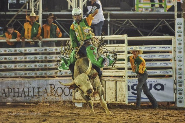 The Unstoppable Armless Cowboy: Defying Limits and Conquering Rodeo”