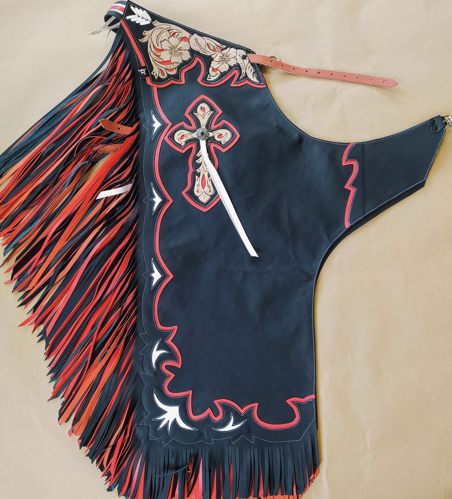 SET CHAPS AND VEST - RW300 DOUBLE FRINGE - BLACK/RED - Rodeo Wins 