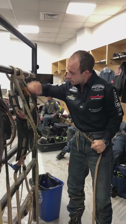 Rodeo Wins ProGrip Bull Rope Rosin Bar – Maximum Hold Performance.
